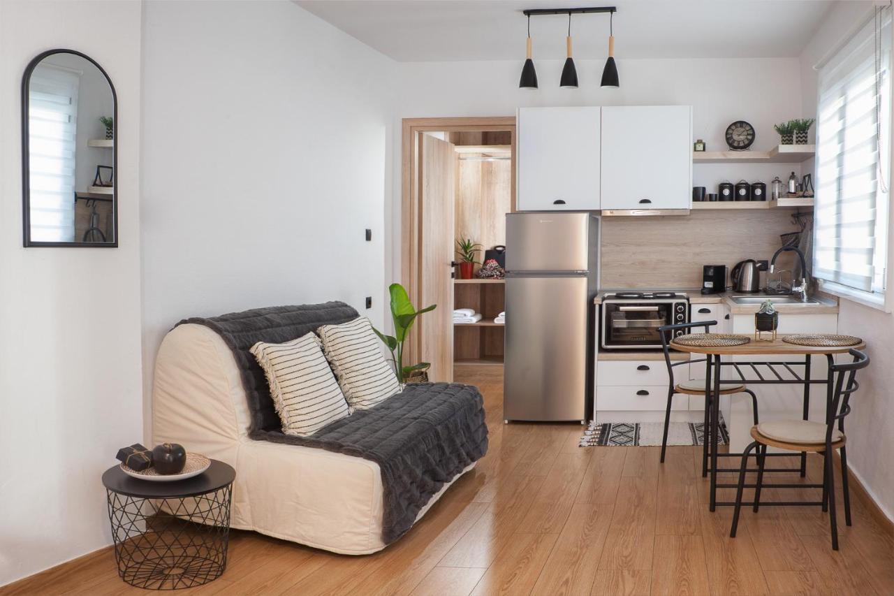La Maison D'Ulysse Apartment Волос Екстериор снимка