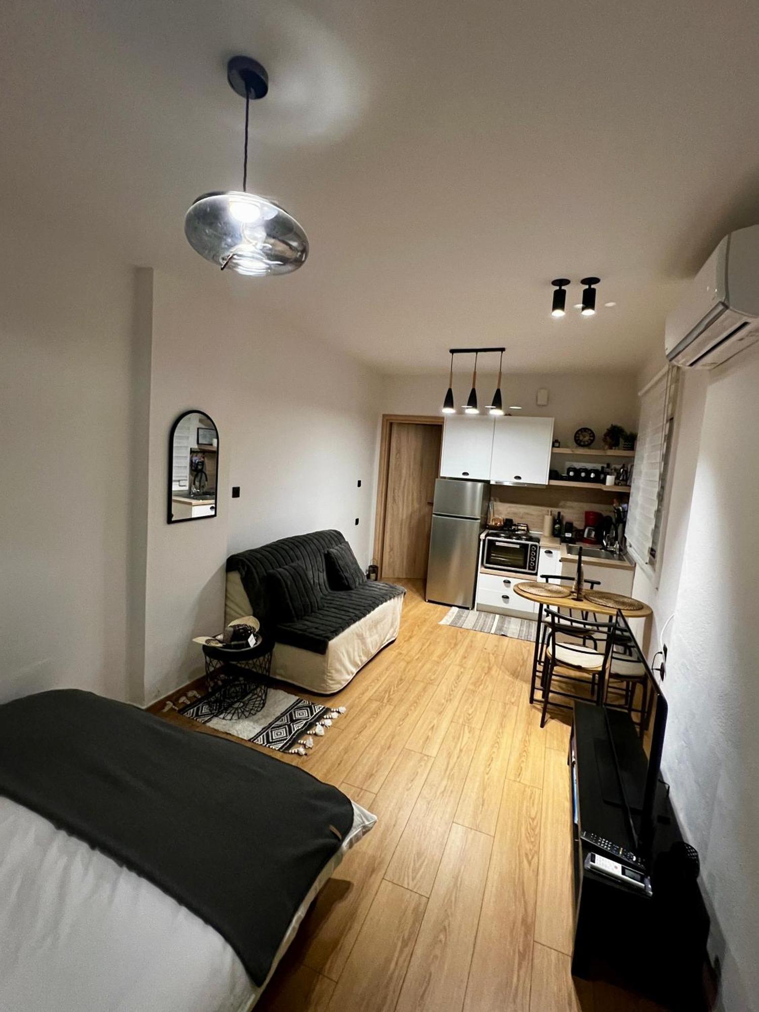 La Maison D'Ulysse Apartment Волос Екстериор снимка